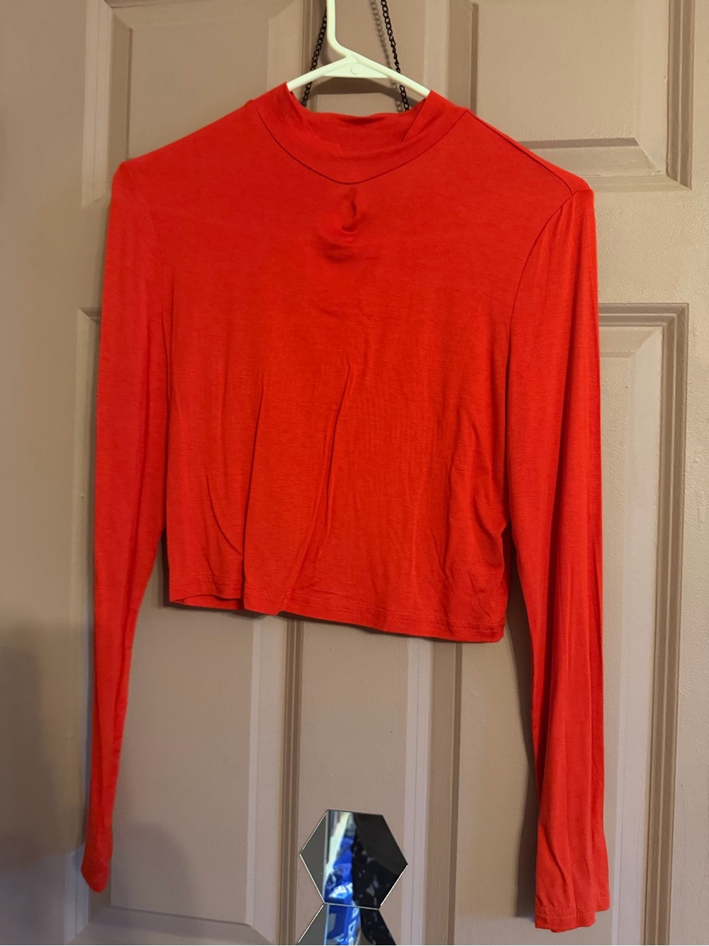 SHEIN Red Long Sleeve Cropped Tee